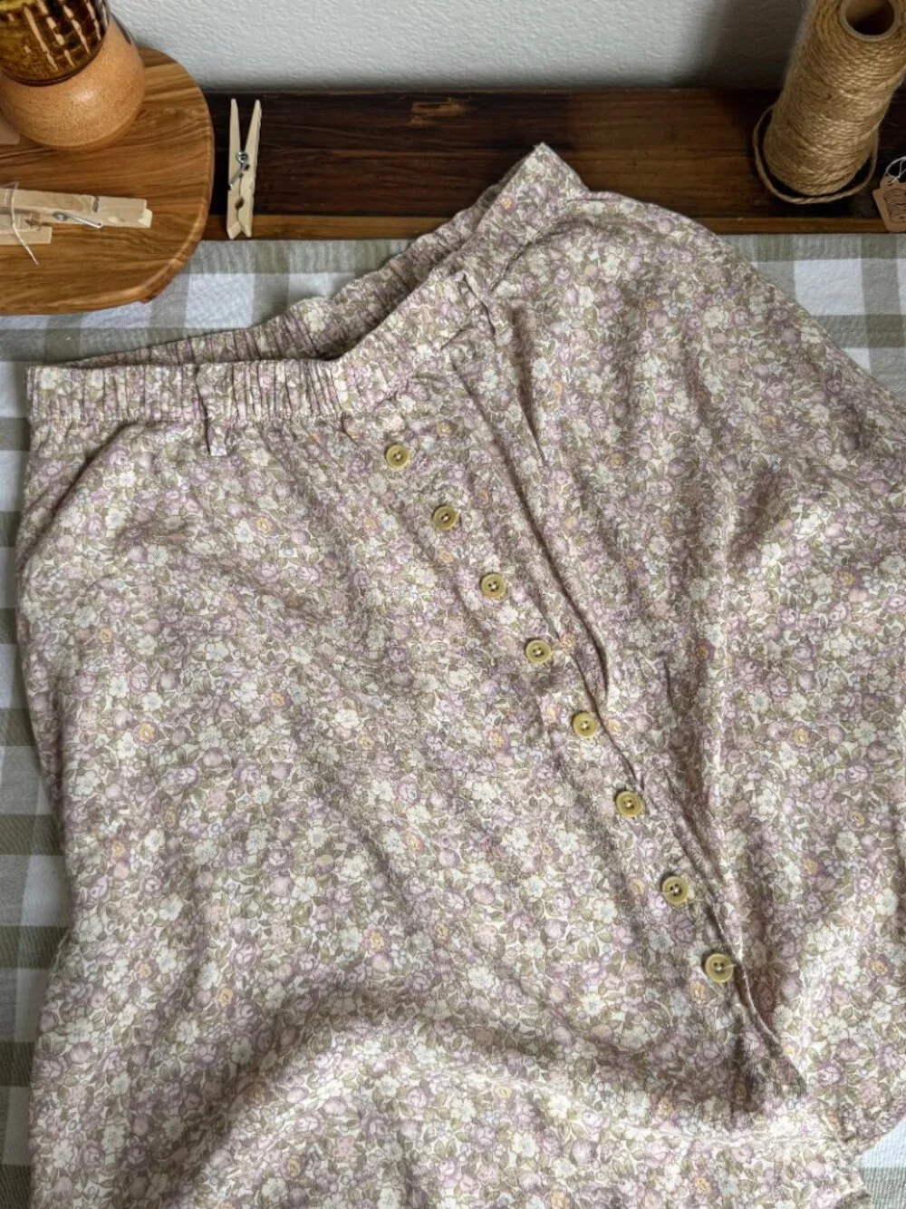 Vintage Eddie Bauer Floral Buttoned Mini/Midi Skirt - Picture 2 of 4